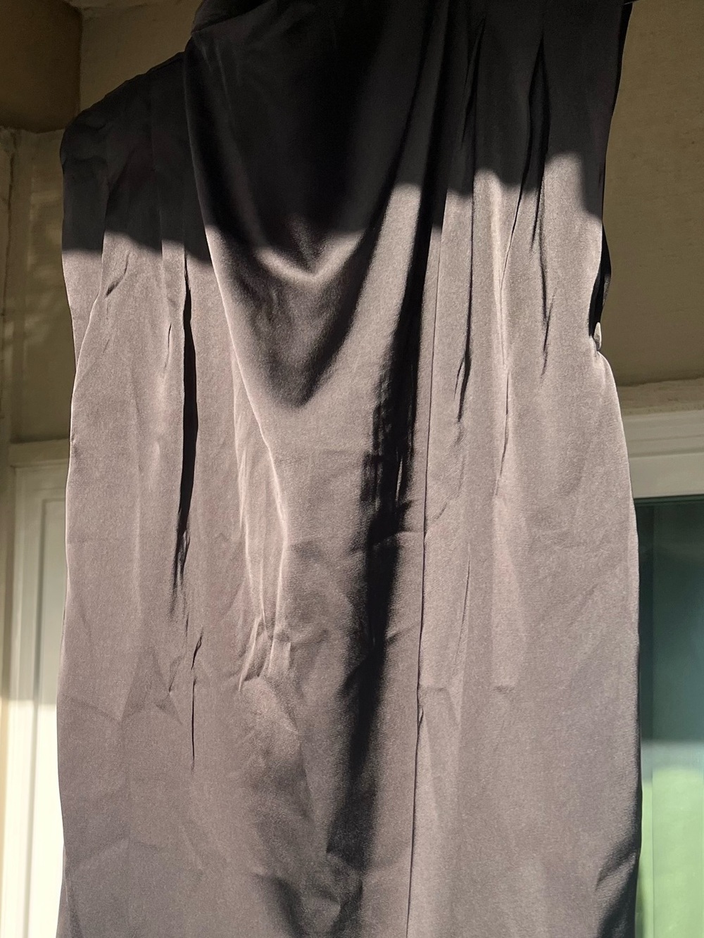 VICI Collection Black Satin Padded Shoulder Cowl Neck Blouse - Size Small (EUC)
